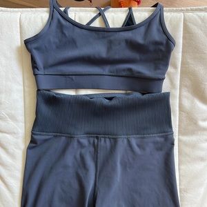 Vuori Ribbed Biker Short and Bra Set - Size Medium